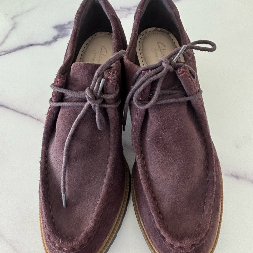 Clarks Suede Lace-Up Platform Shoes – Plum/Burgundy – Women’s 10